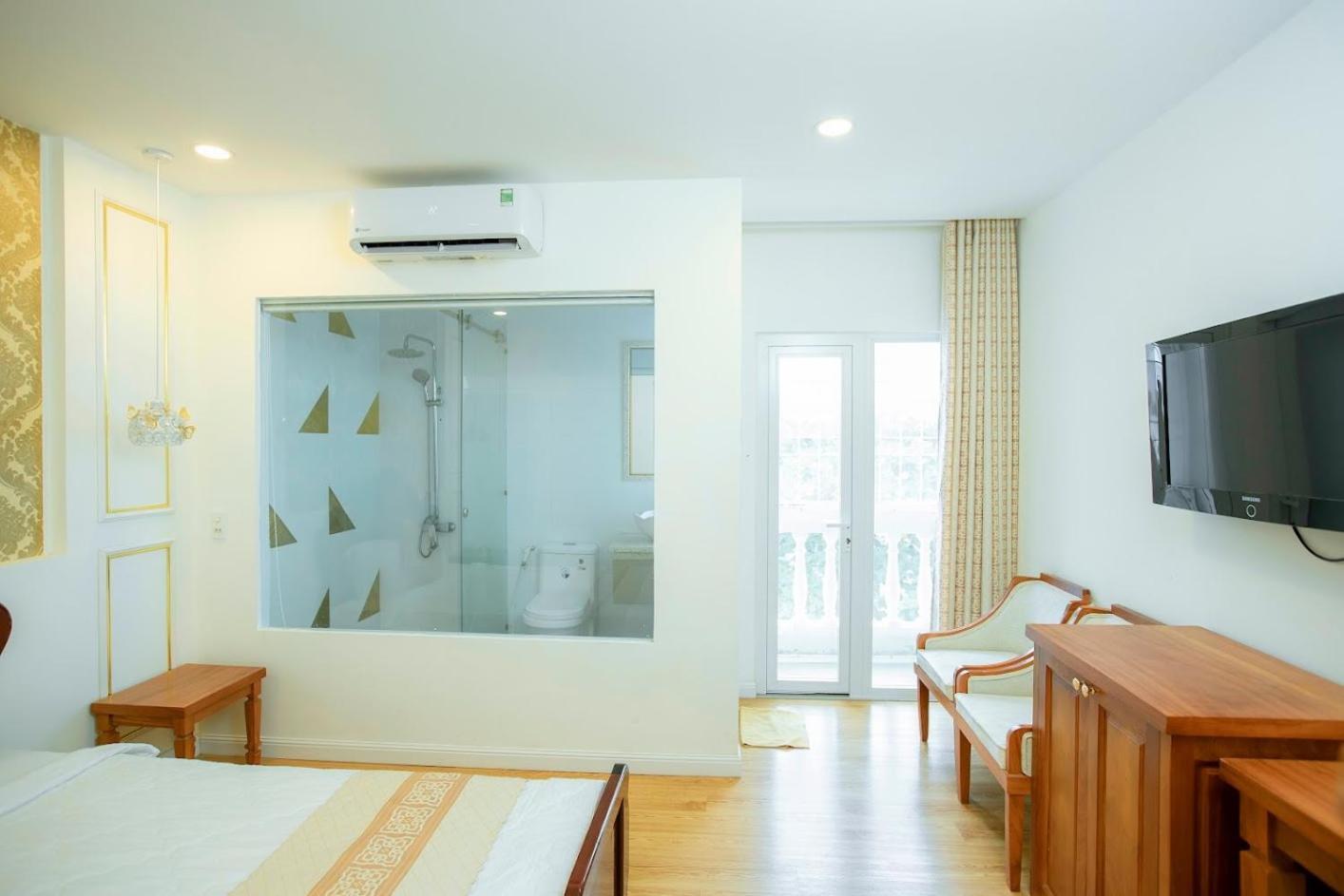 Khach San Quoc Te Hotell Cà Mau Exteriör bild
