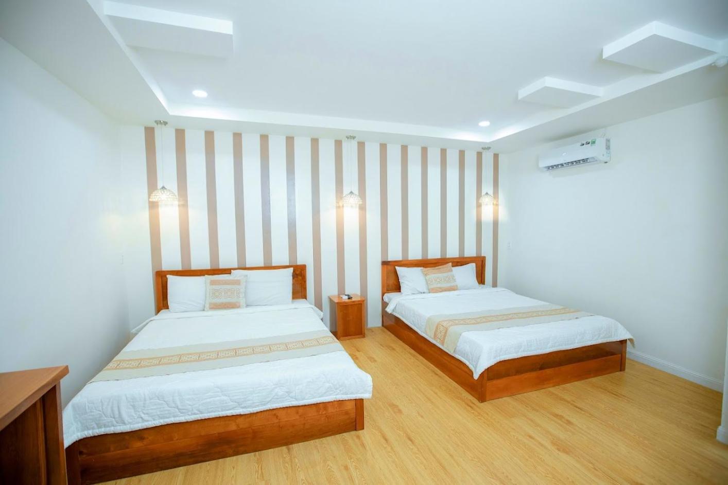 Khach San Quoc Te Hotell Cà Mau Exteriör bild