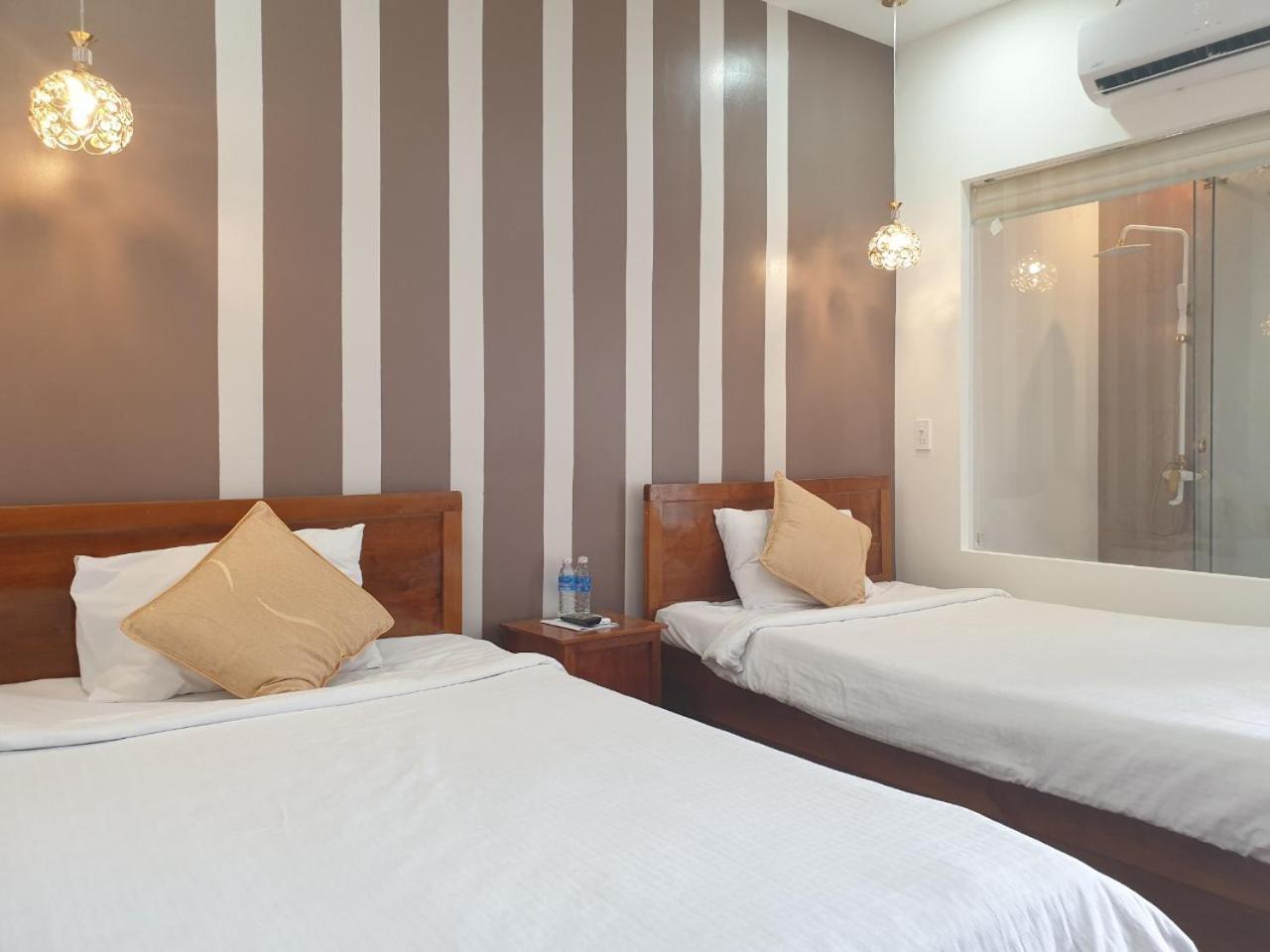 Khach San Quoc Te Hotell Cà Mau Exteriör bild